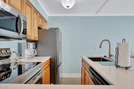 Oceans Pointe Nantucket inspired condo on the bay