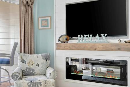 Oceans Pointe Nantucket inspired condo on the bay
