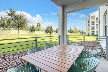 Wonderful 2BR Condo with 2 Clubhouses view 5