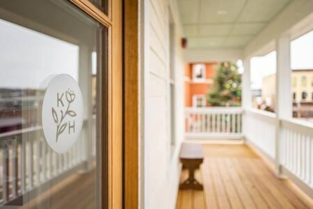 Kildahl House - Boutique Farmhouse Suite #1