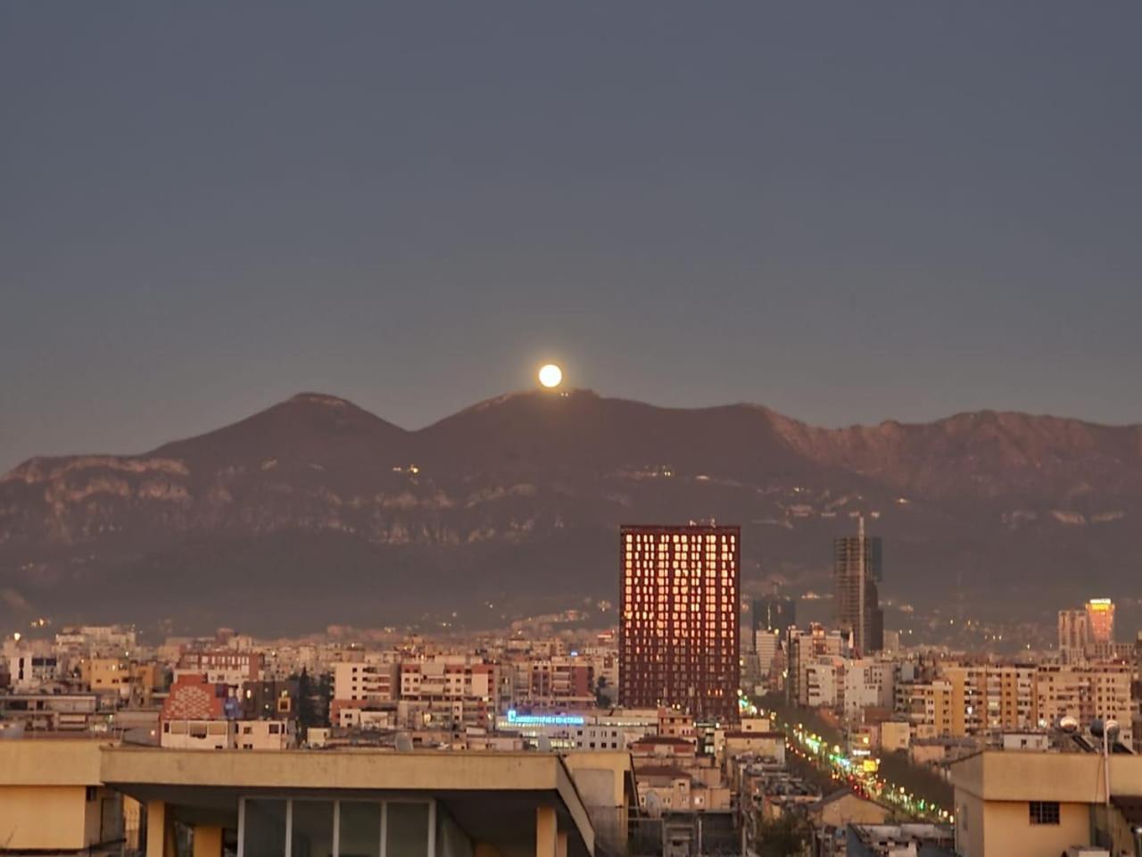 Cityscape Tirana 2BR Kavaja St, 11 FL, Dajti View