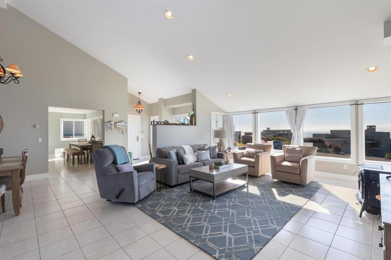 Bodega Bay Sonoma Coast Ocean Views 3 Bedroom Home view 4