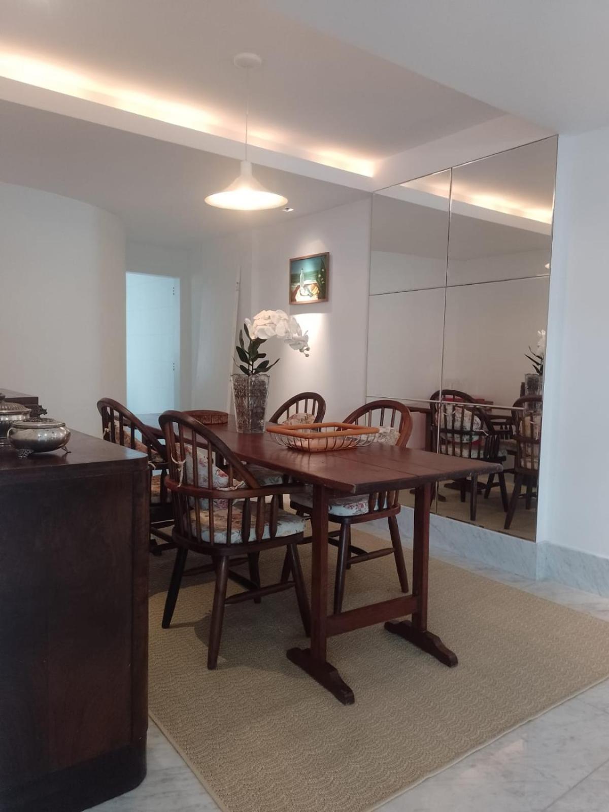 Charmoso Apartamento em Ipanema