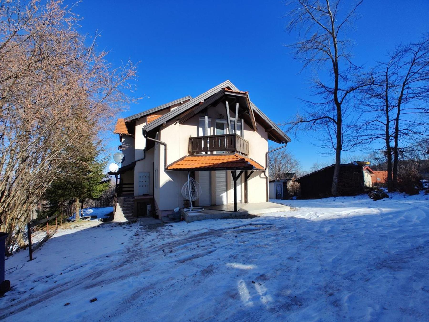 Apartman Bane view 3