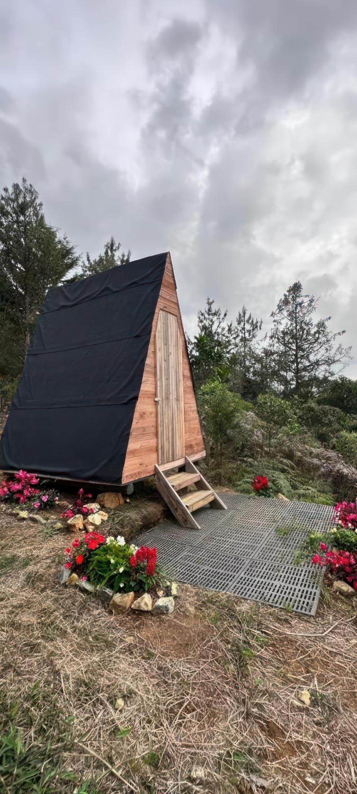 Glamping DESEO con Jacuzzi, Wifi, fogata y vistas de Medellín