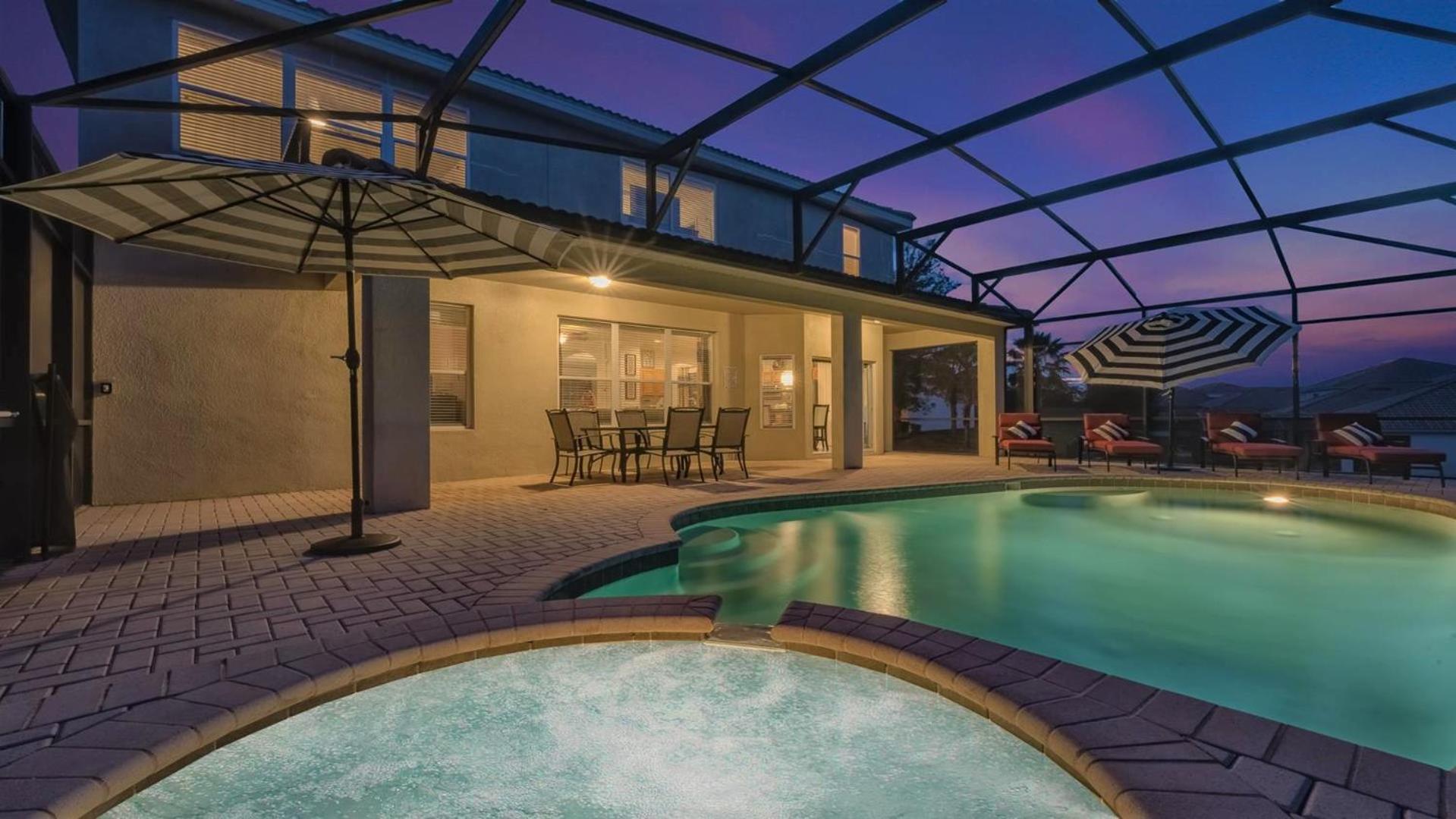 Firework view 6BR Home Pool/Spa/Game Near Disney!