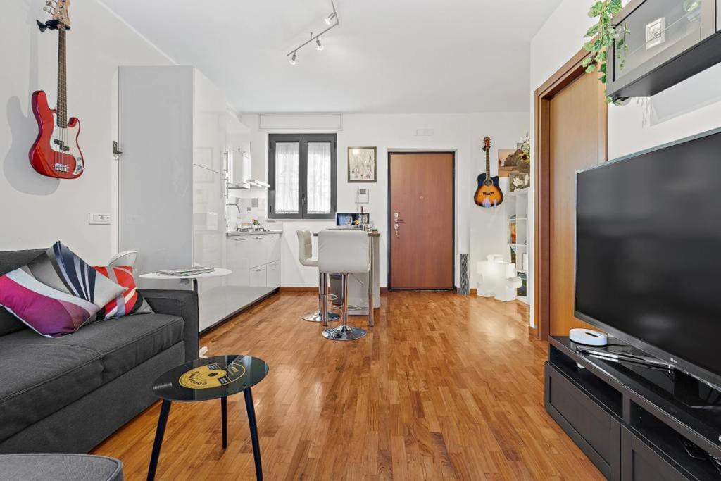 [Milano-M1] Rock House