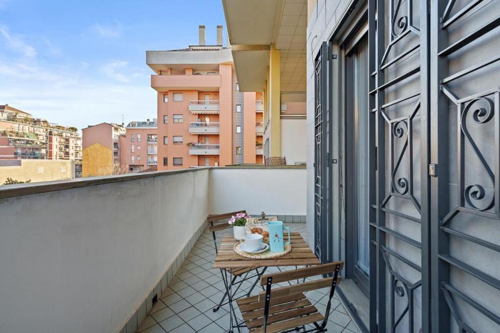 [Milano-M1] Rock House