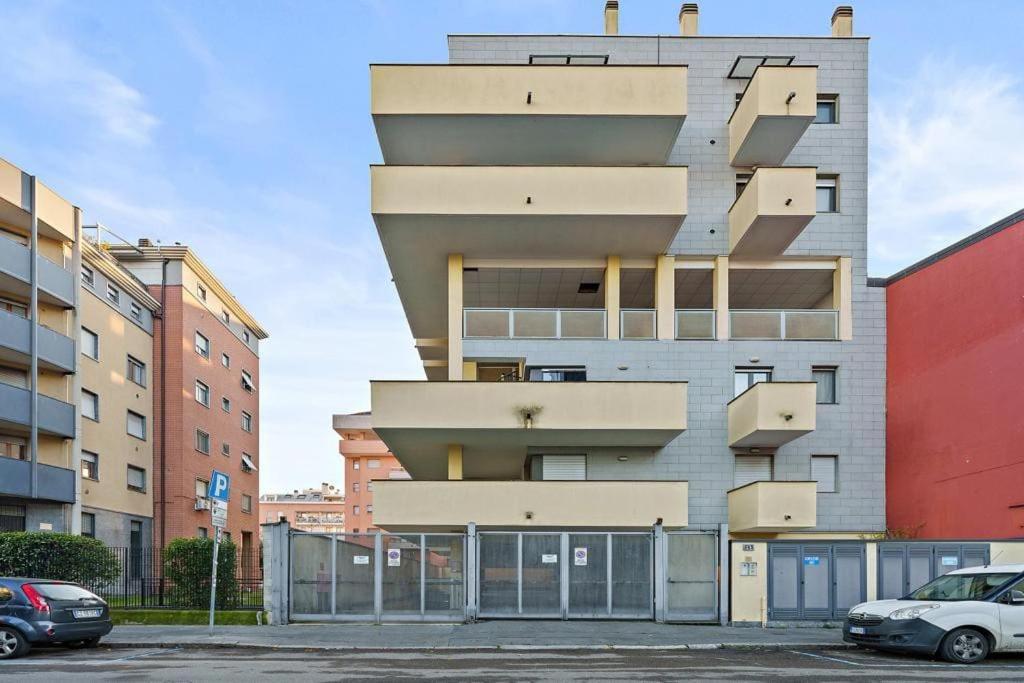 [Milano-M1] Rock House