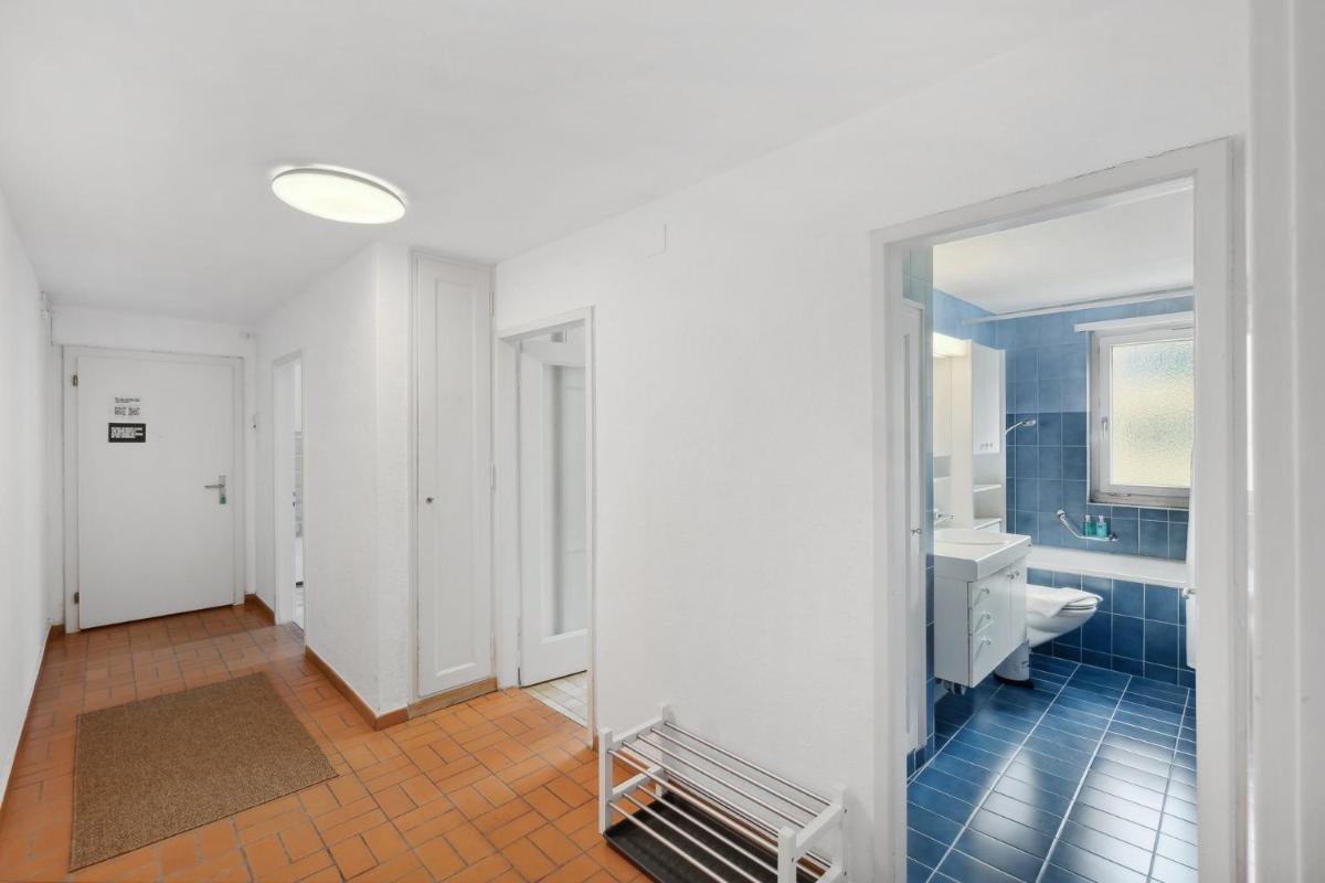 Cozy 2 Bedroom Apartment in Zurich