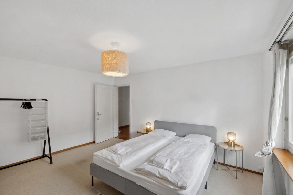 Cozy 2 Bedroom Apartment in Zurich