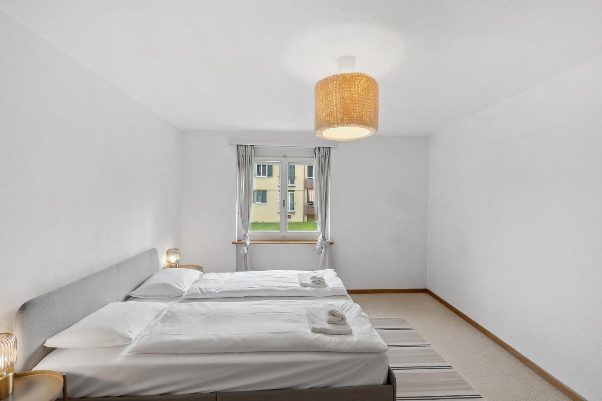 Cozy 2 Bedroom Apartment in Zurich