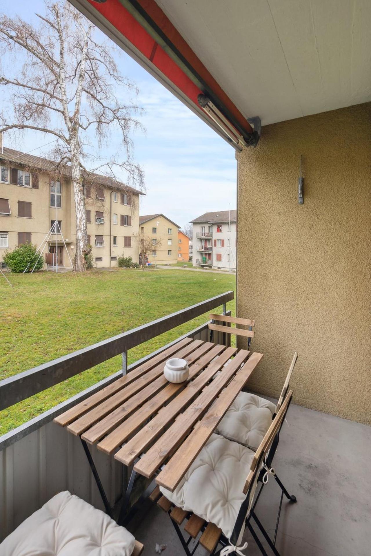 Cozy 2 Bedroom Apartment in Zurich