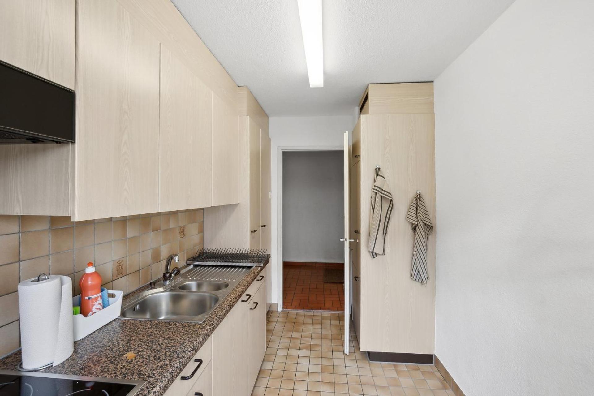 Cozy 2 Bedroom Apartment in Zurich