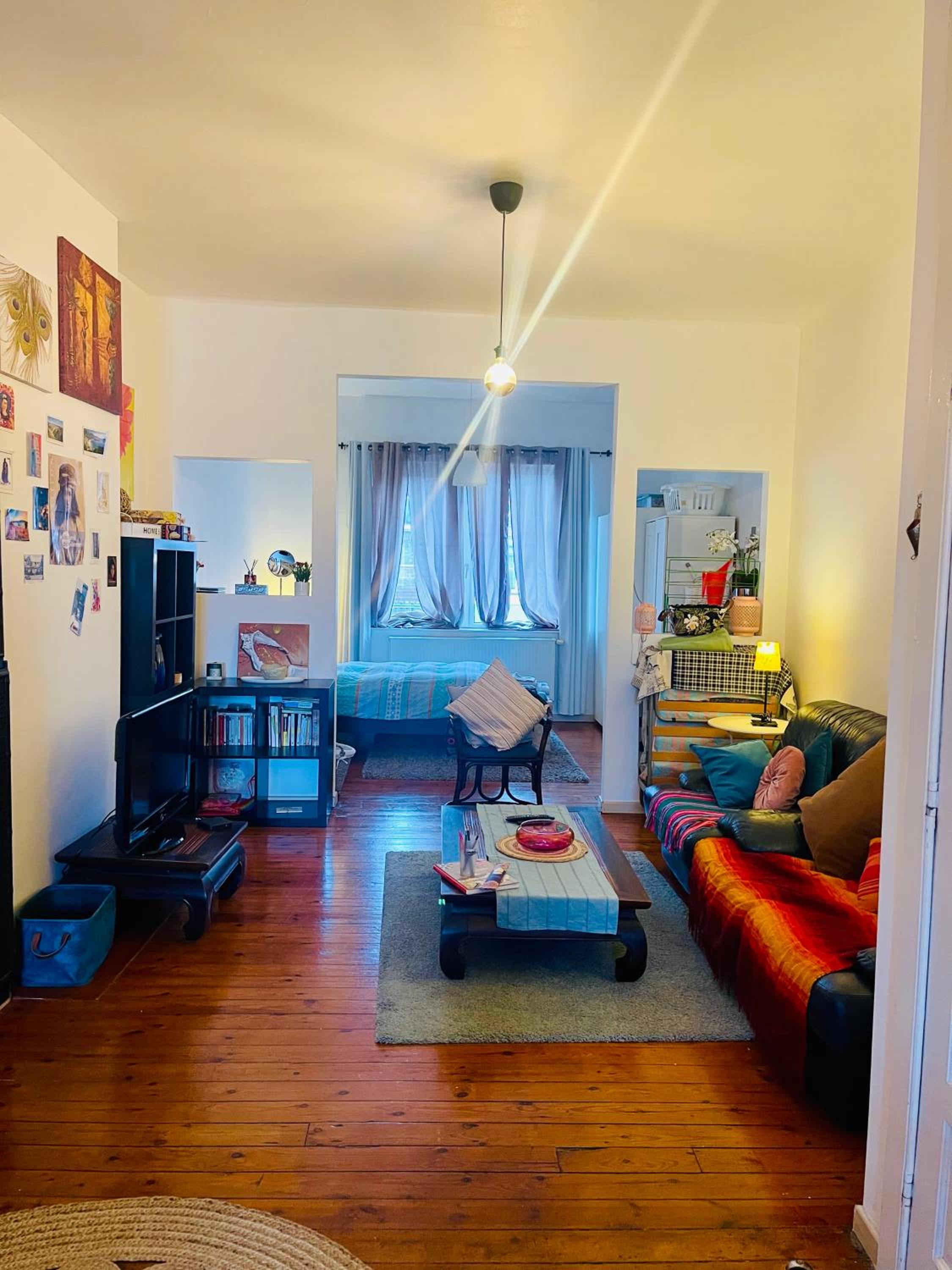 Quiet and Colorfull Flat in the Center City of Brussels