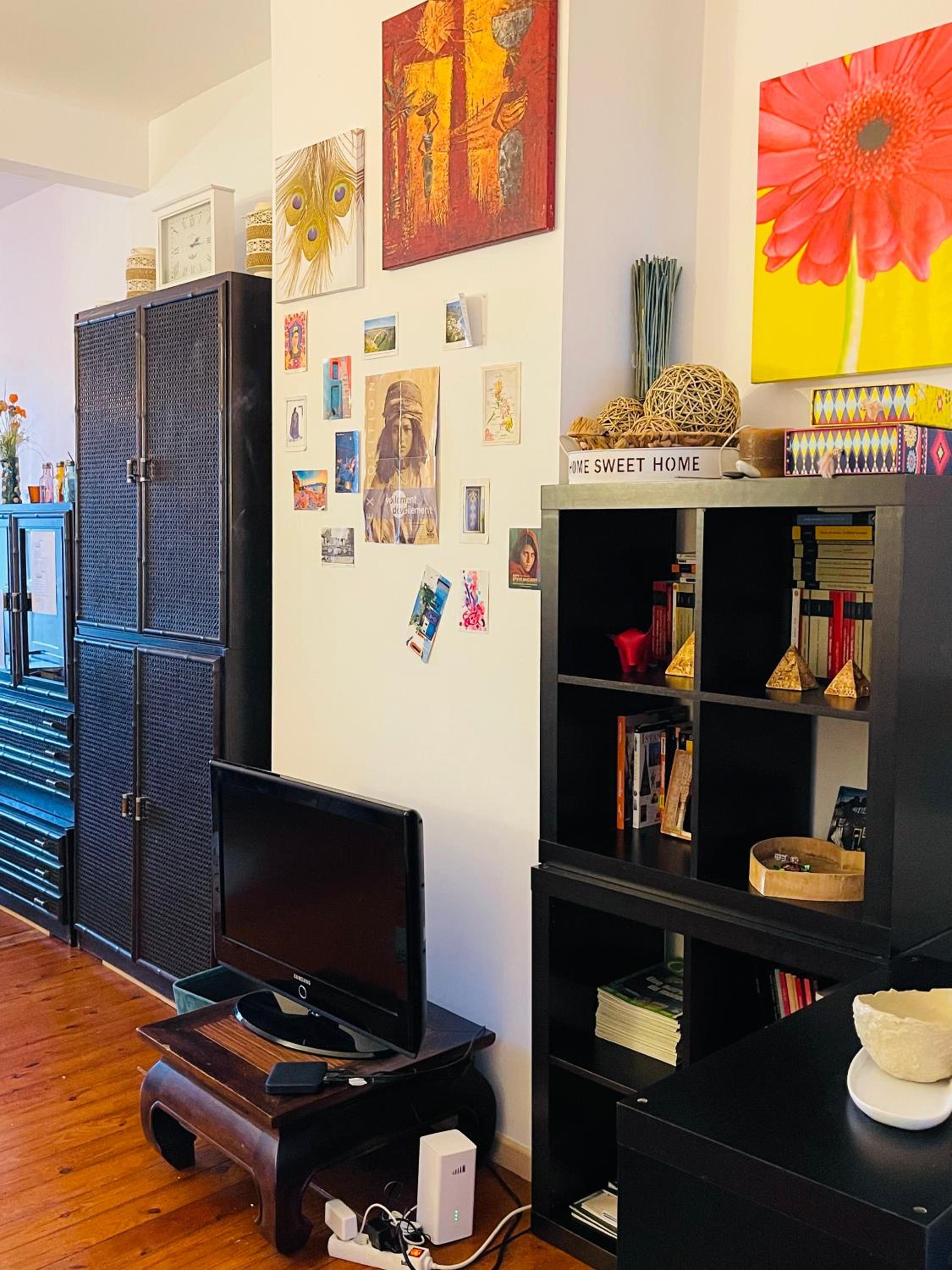 Quiet and Colorfull Flat in the Center City of Brussels