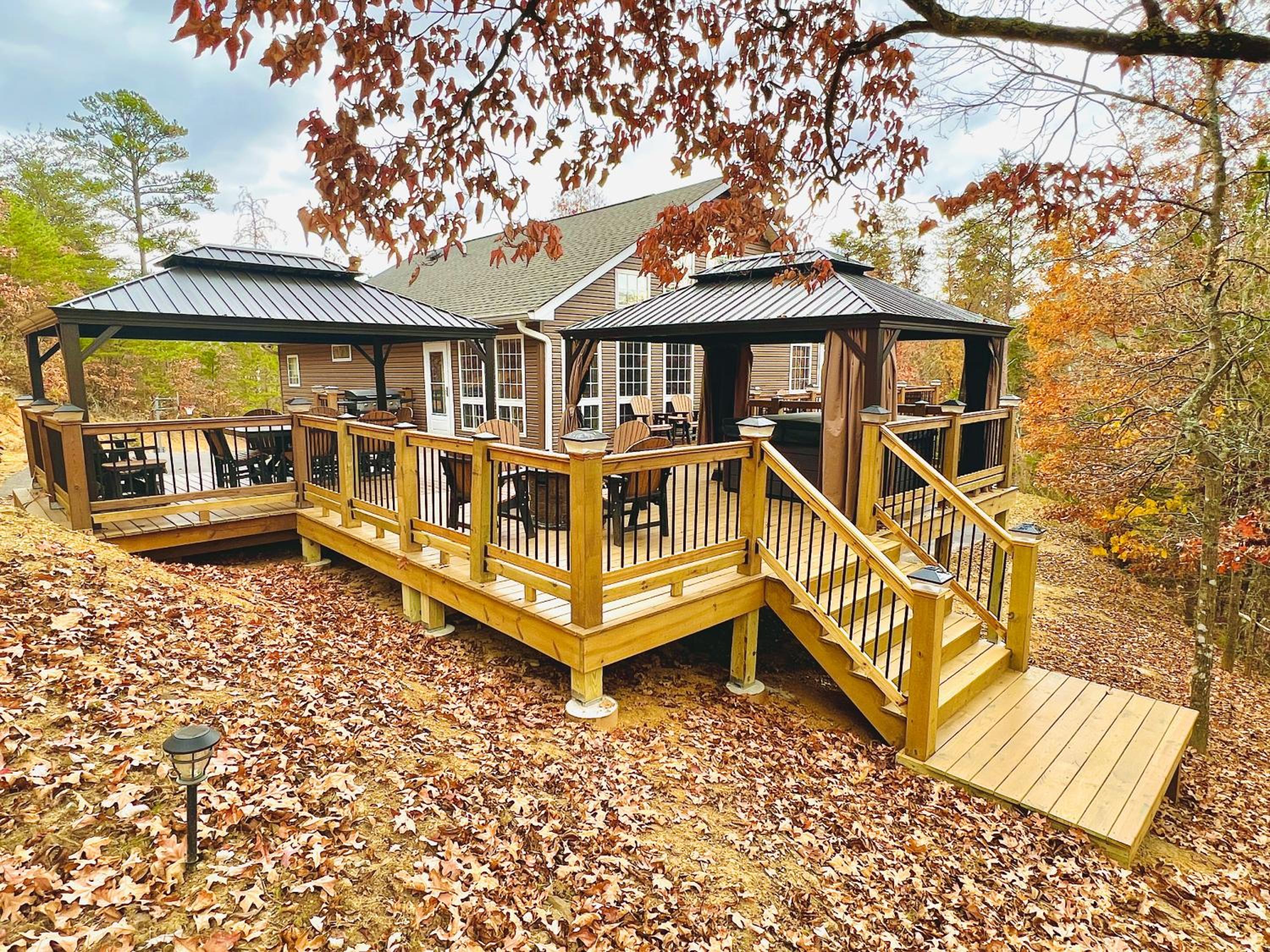 Rustic Hideaway! view 2