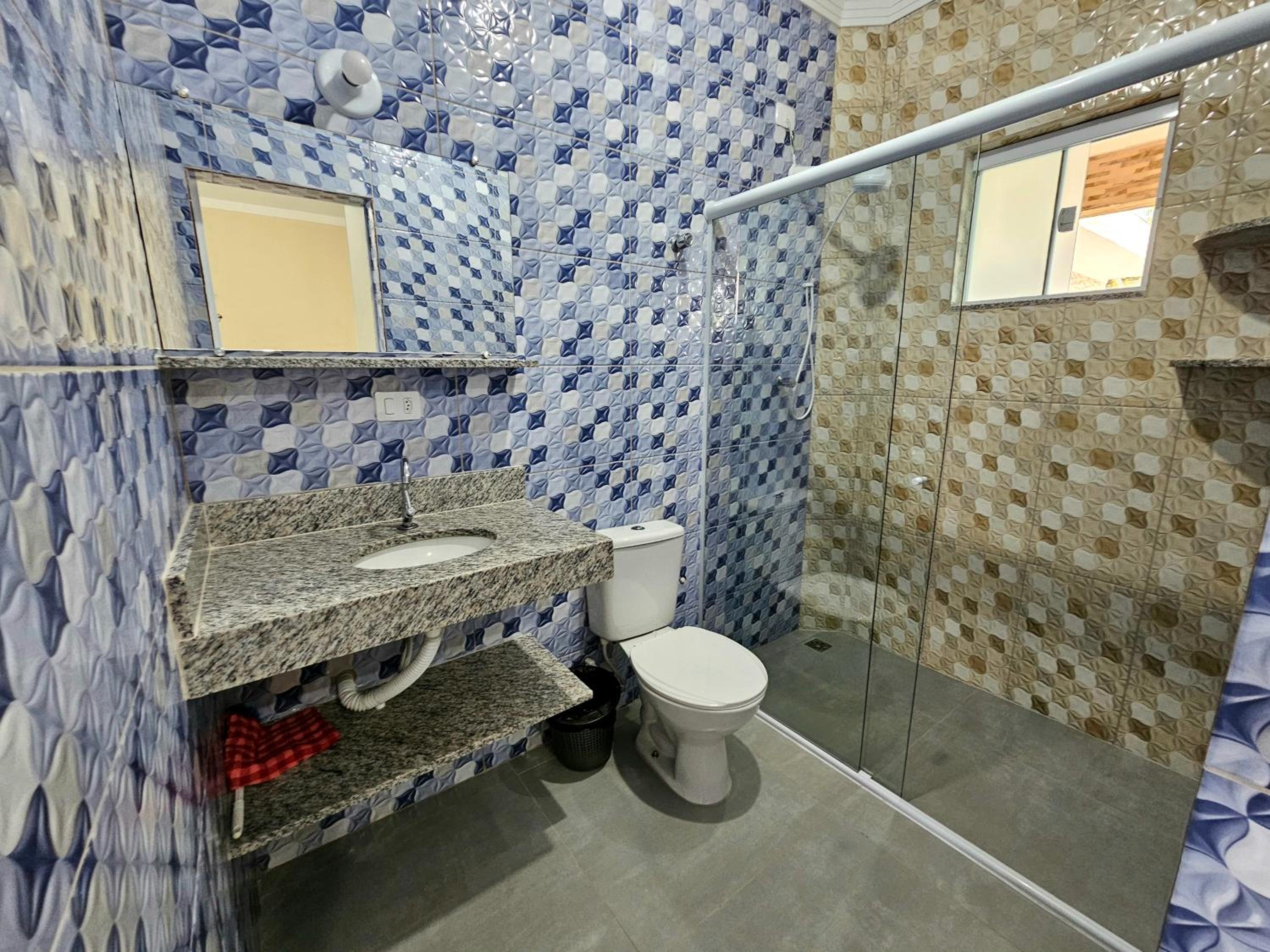 Photo 44