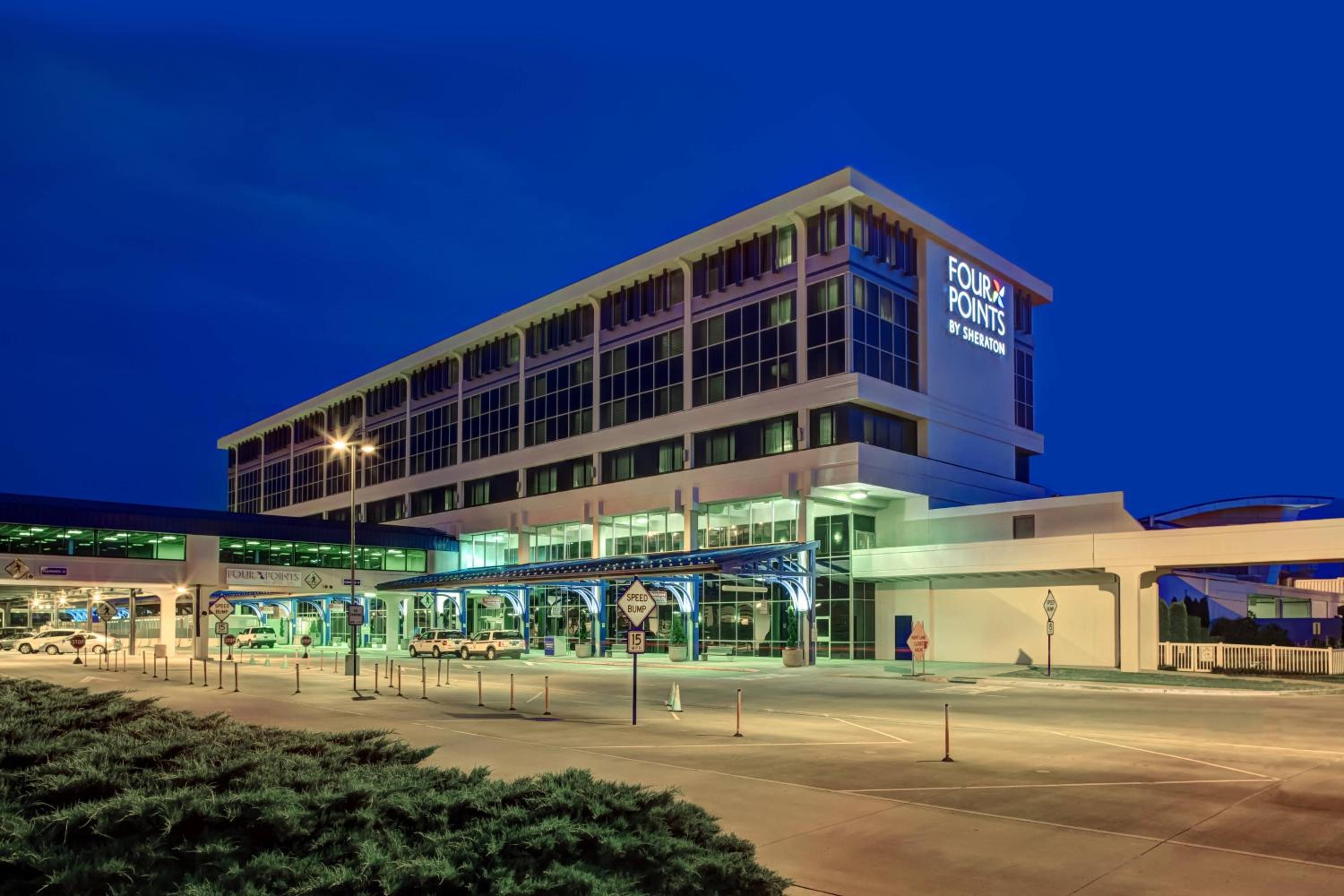 Hotel Four Points by Sheraton Huntsville Airport