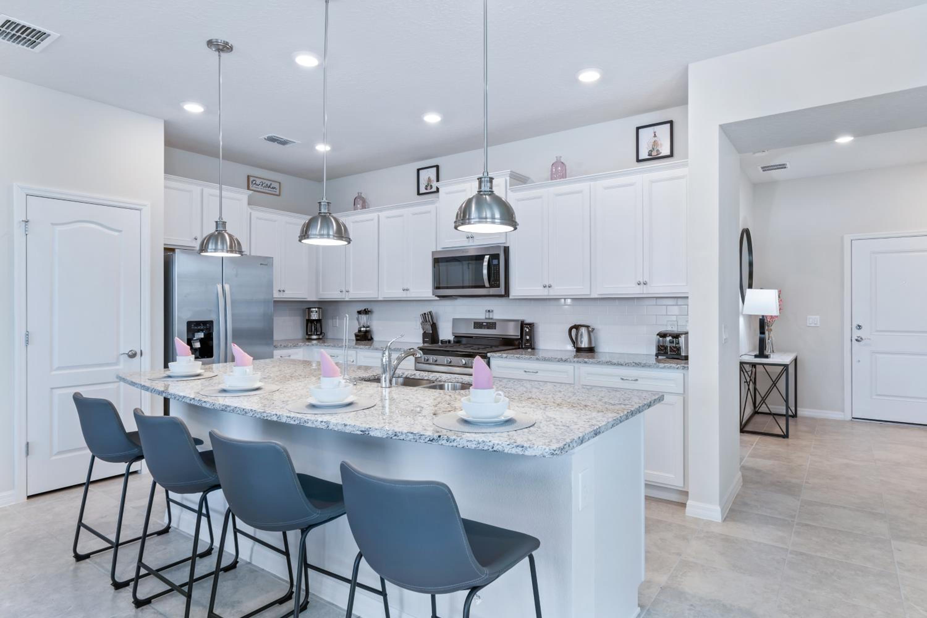 Special Deal 5BR Townhome w Pool Near Disney view 5