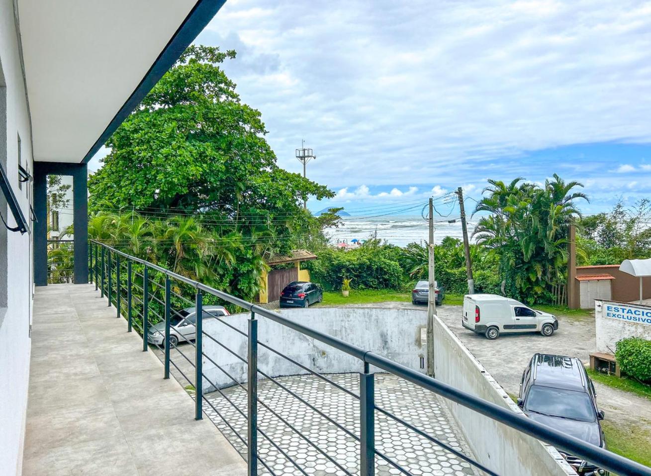 Incrivel flat a beira mar na Praia de Guaratuba SP