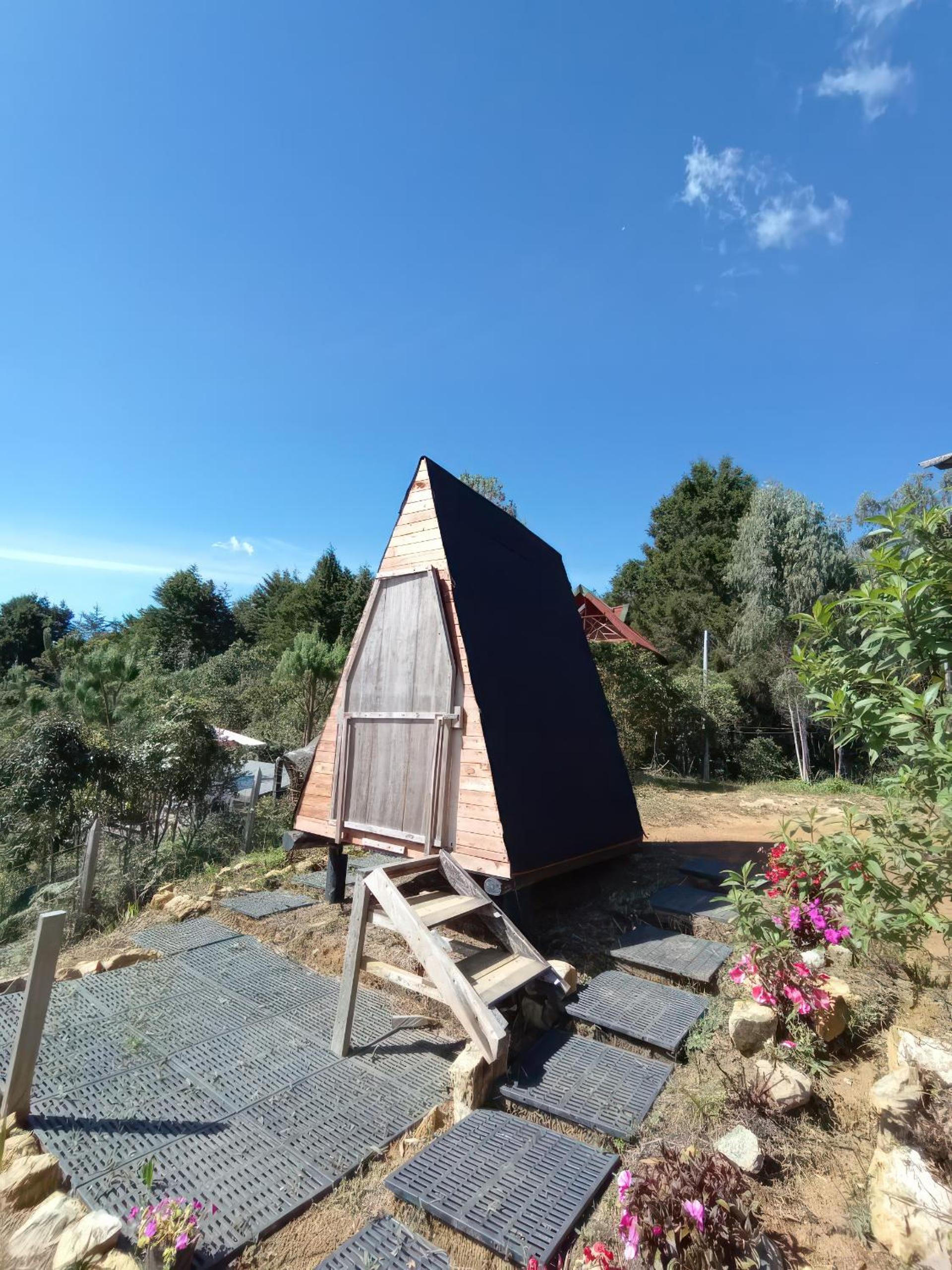 Glamping SABIA con Wifi, fogata y vistas de Medellín