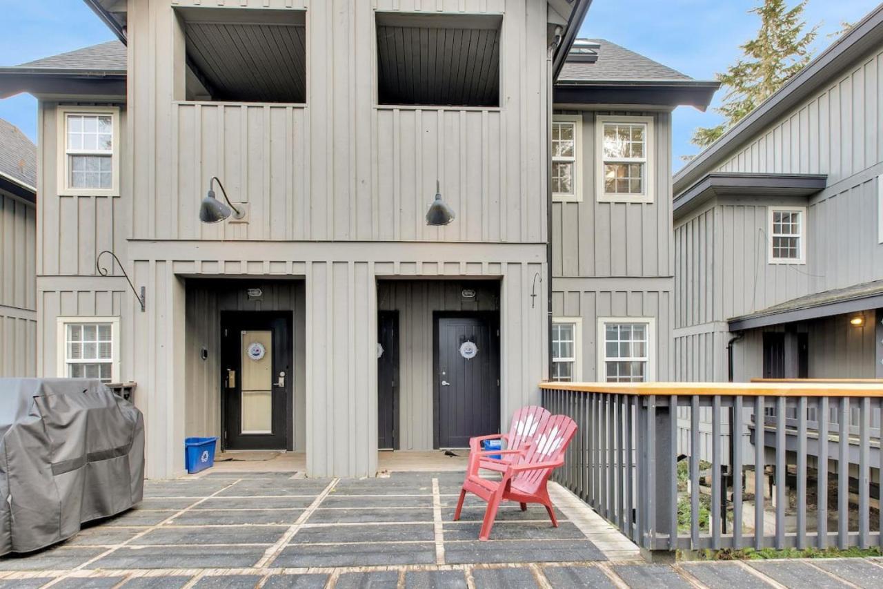 Grey Whale, Pet Friendly Studio at The Beach