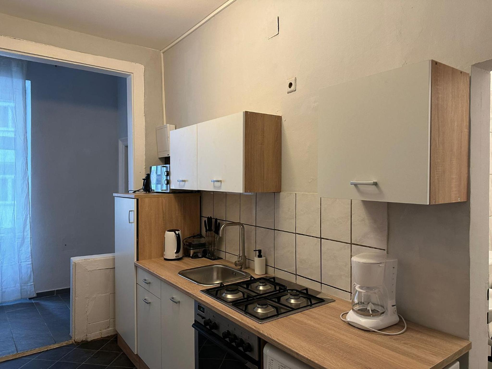 Budget-Friendly 2+1 Haven: Central Vienna Delight