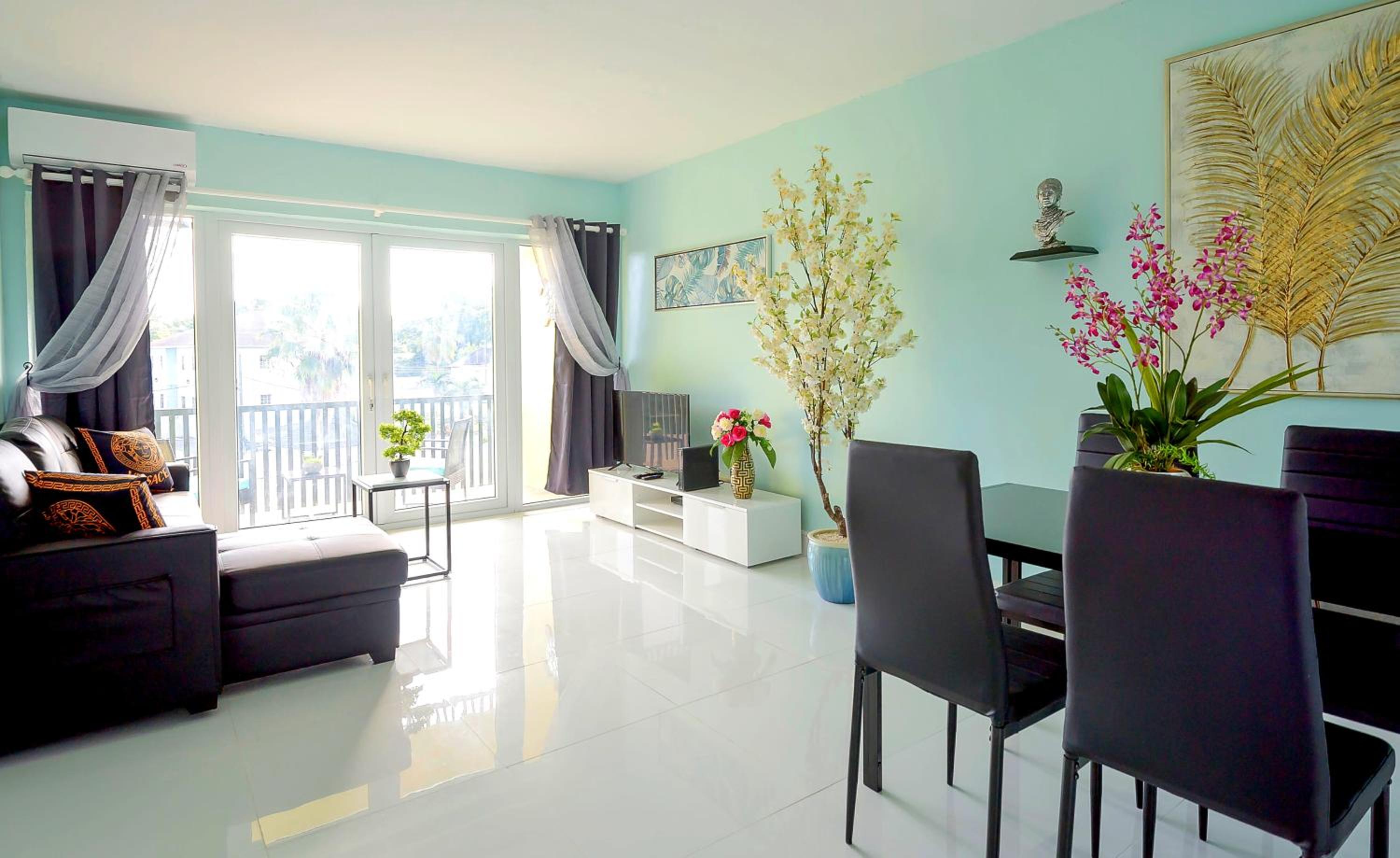 Apartment in downtown at the beach