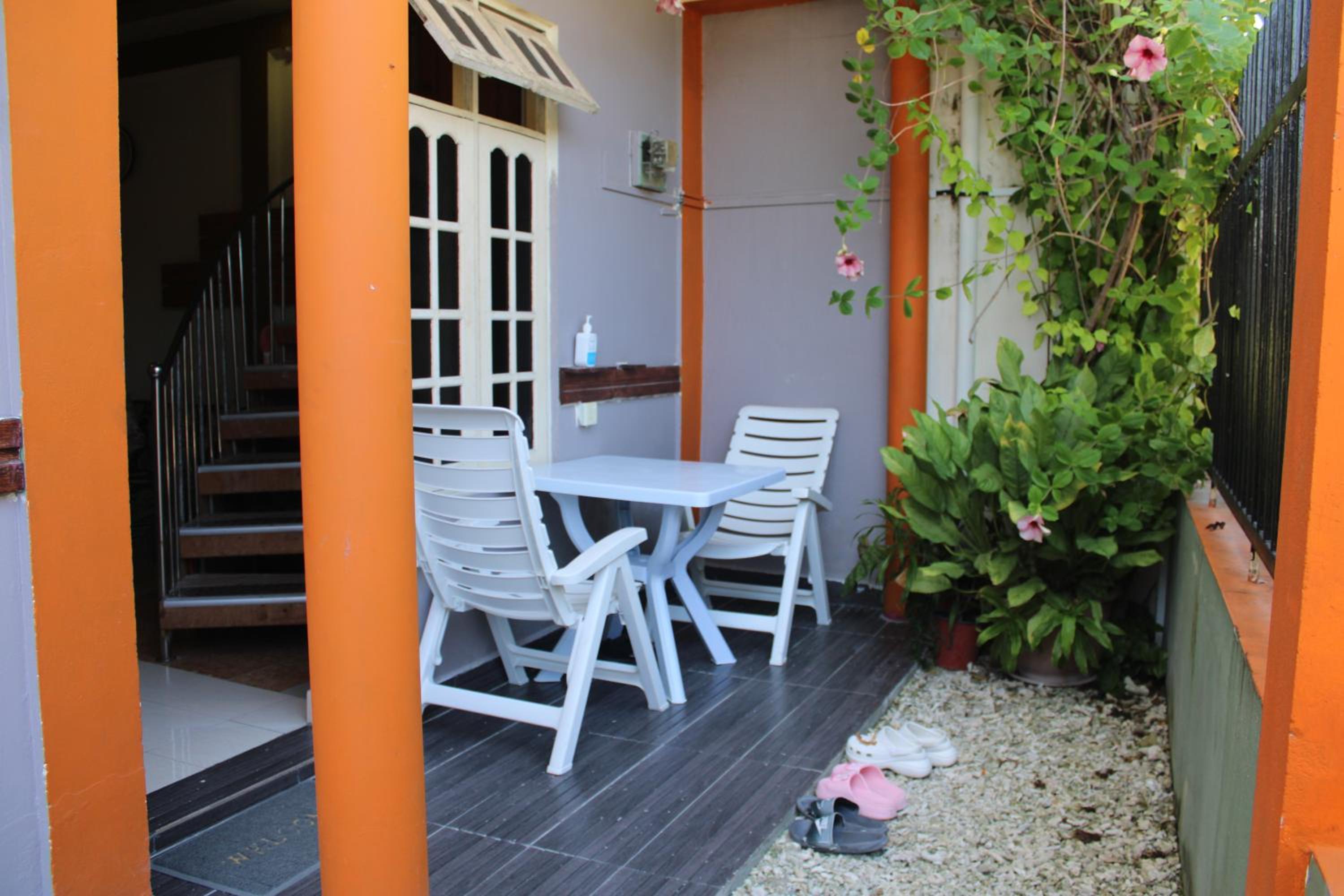 Photo 21