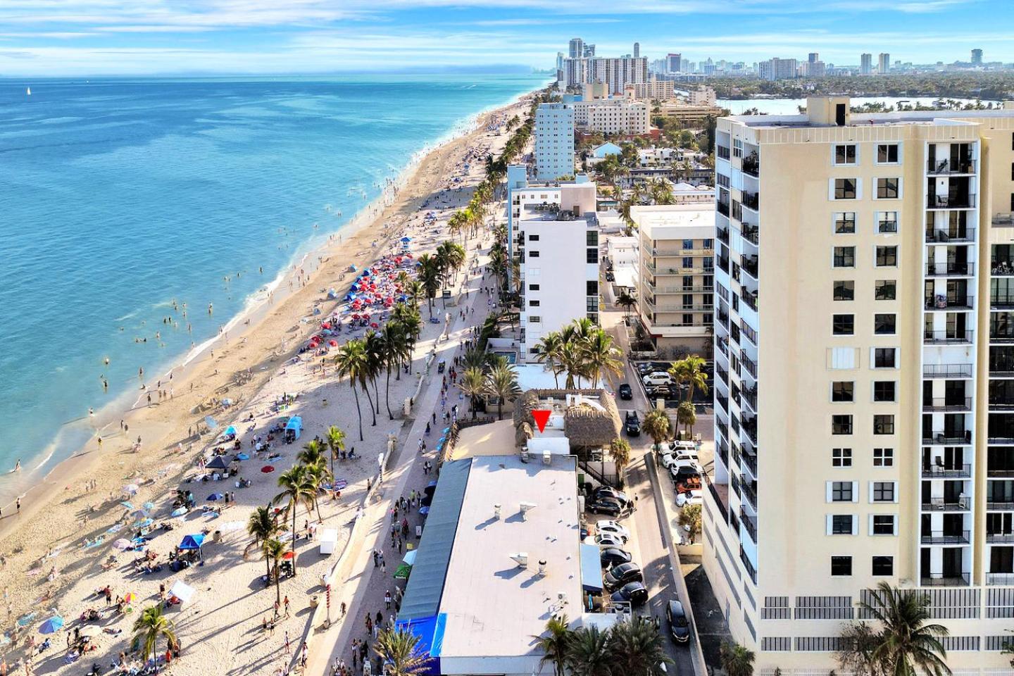 Beach Condo 2BR & Efficiency Combo on Hollywood Beach view 2