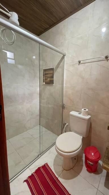 Chalés do AVOHAY, lindo chalé com privativa banheira hidromassagem aquecida, apenas 2 minutos da Vila de São Jorge Chalé Guita
