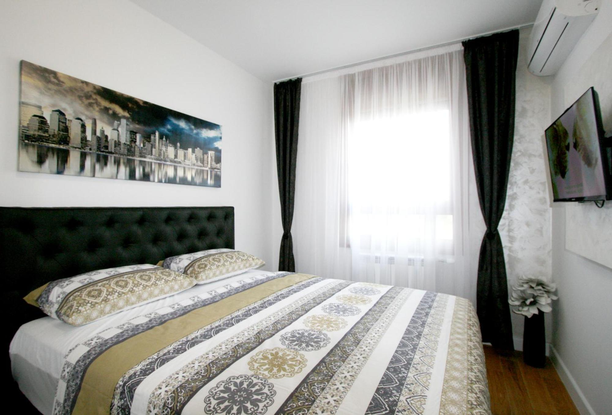Apartment Una NBG Petica view 2