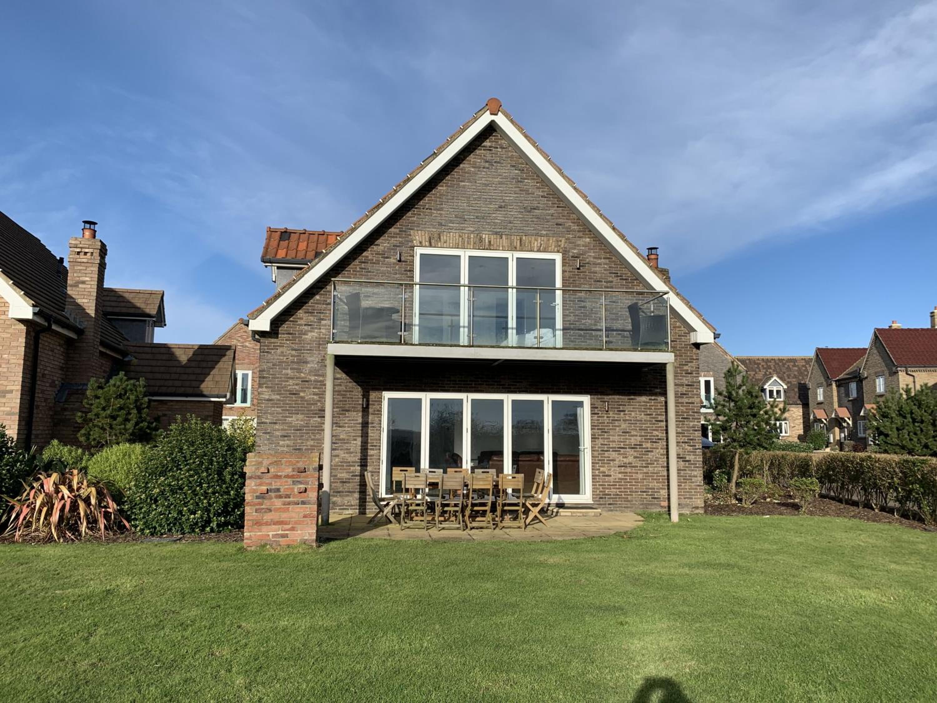 Bempton View at The Bay Filey, sleeps 10, and 2 dogs welcome for free too!