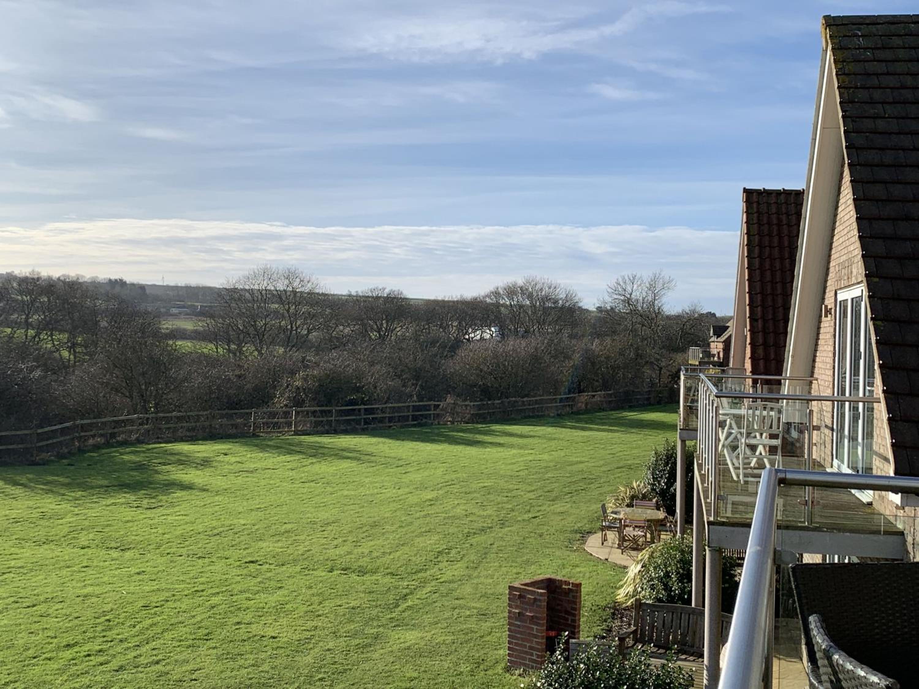 Bempton View at The Bay Filey, sleeps 10, and 2 dogs welcome for free too!