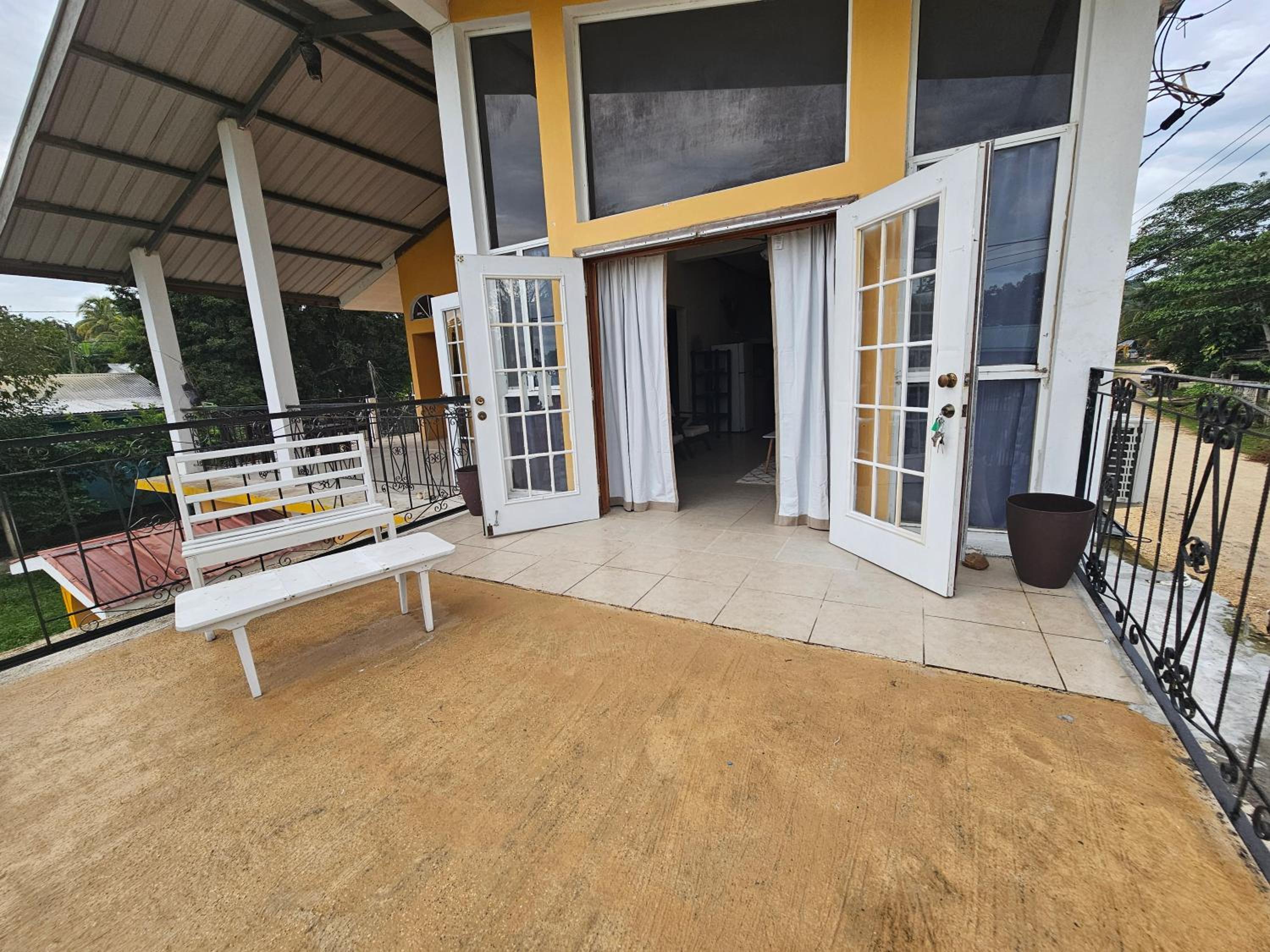 Cozy Flat in San Ignacio Close to Downtown!