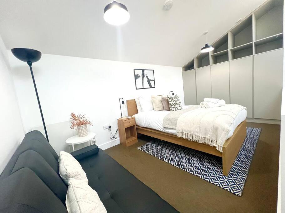 Camden Loft Apartment- 3