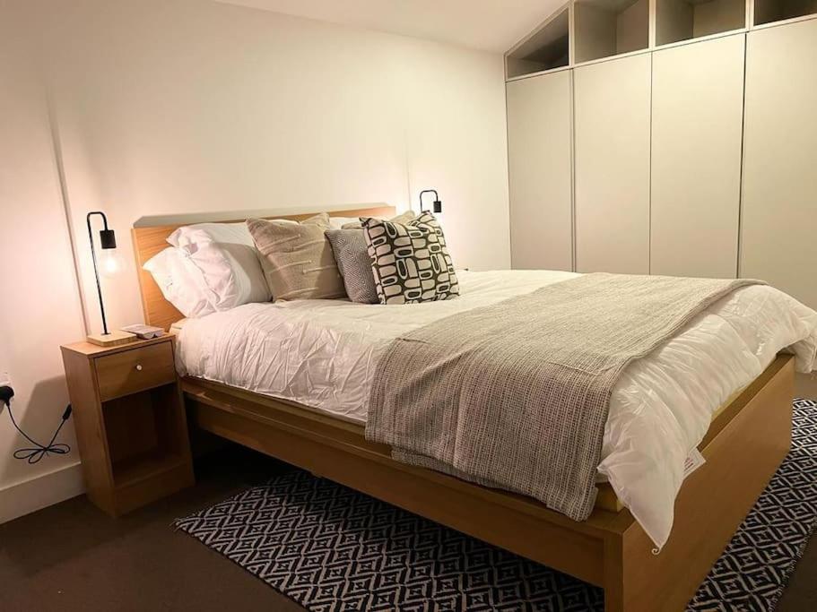 Camden Loft Apartment- 3