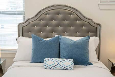The O'Keeffe-2nd Floor Boutique Hotel Suite view 5