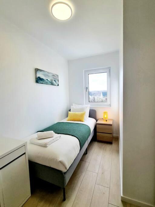 Luxurious 5 bedrooms house view 5