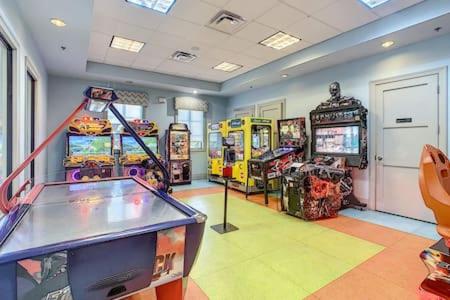 Cozy Family 3BR retreat w 2 waterparks
