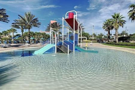 Cozy Family 3BR retreat w 2 waterparks