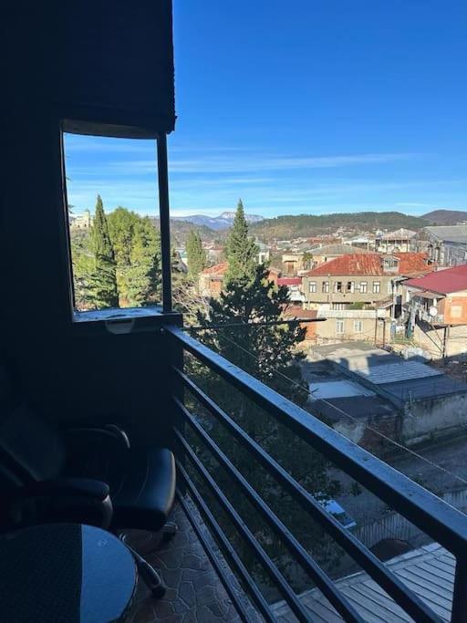 Cozy apartment kutaisi city view 3