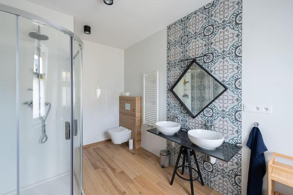 Laland Apartment