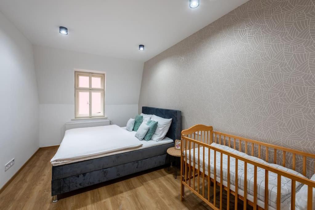 Laland Apartment