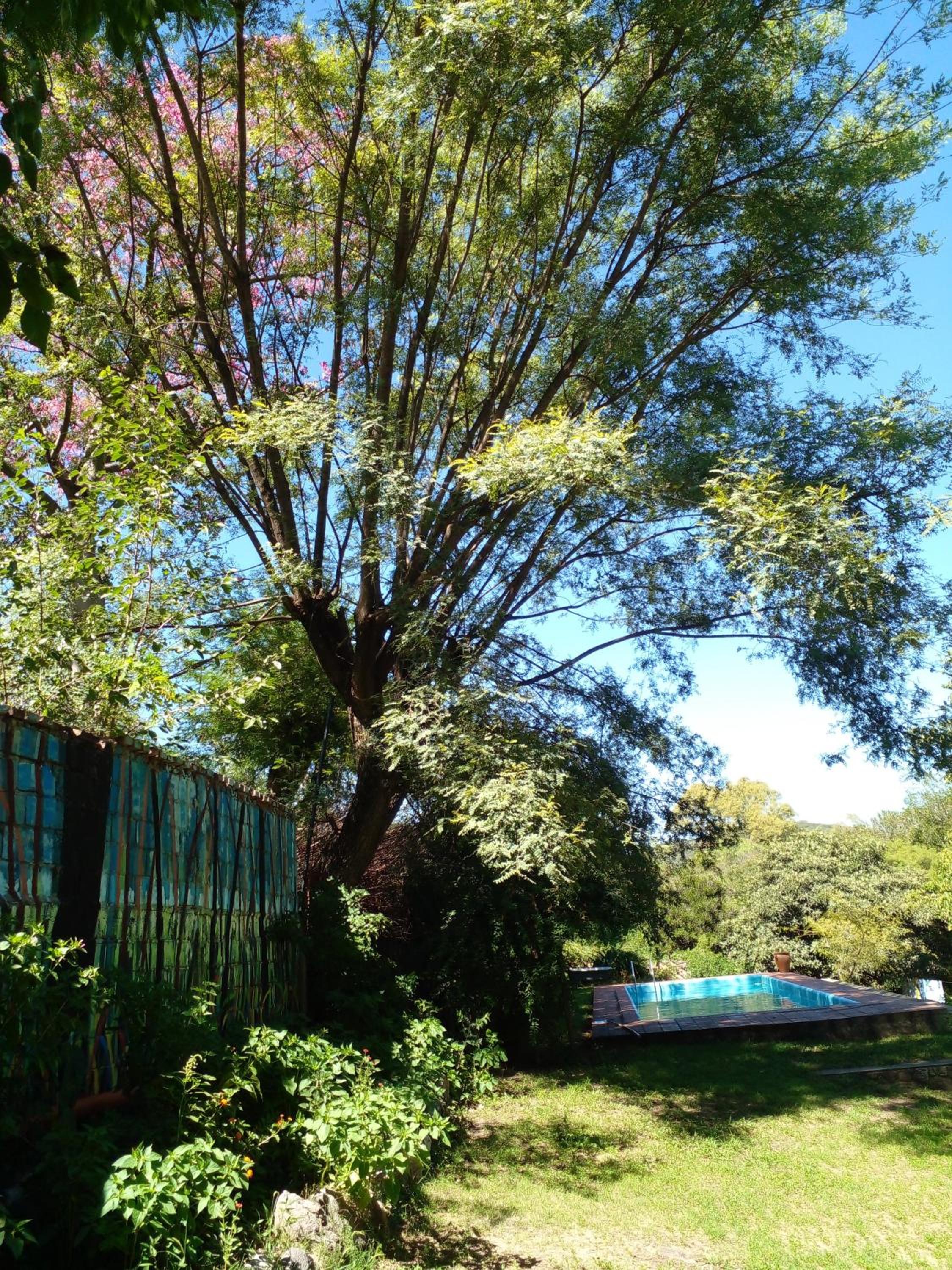 casa en las sierras piscina y rio cerca