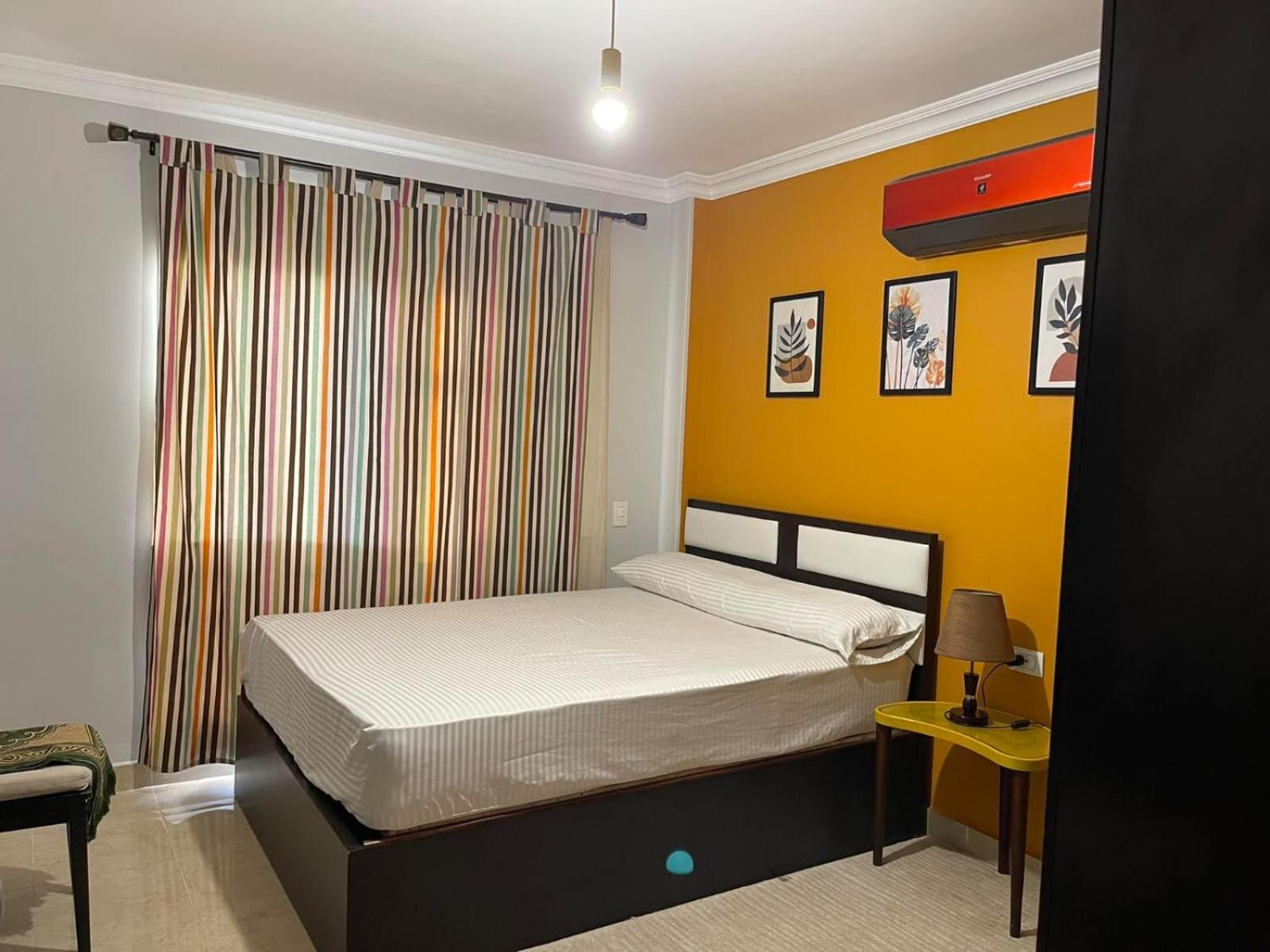 Quiet and distinctive apartment with a wonderful v