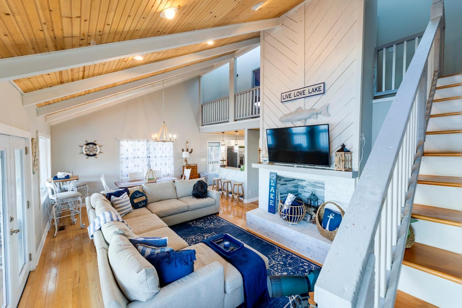 Grand Lake Escape: Serenity Meets Space