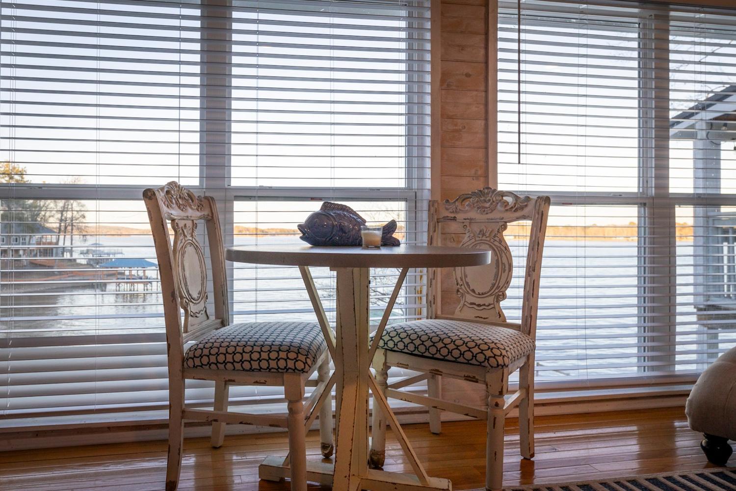 Grand Lake Escape: Serenity Meets Space
