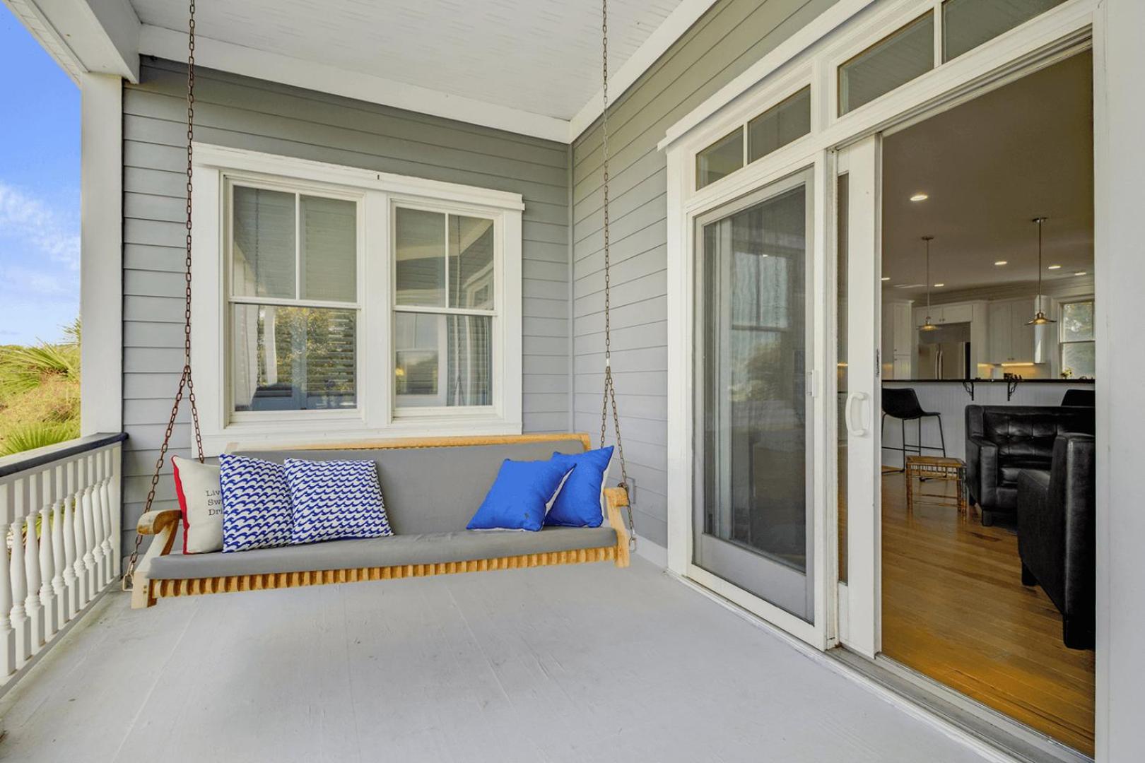 2701 Palm Boulevard by AvantStay Steps to the Beach Ping Pong Putting Green